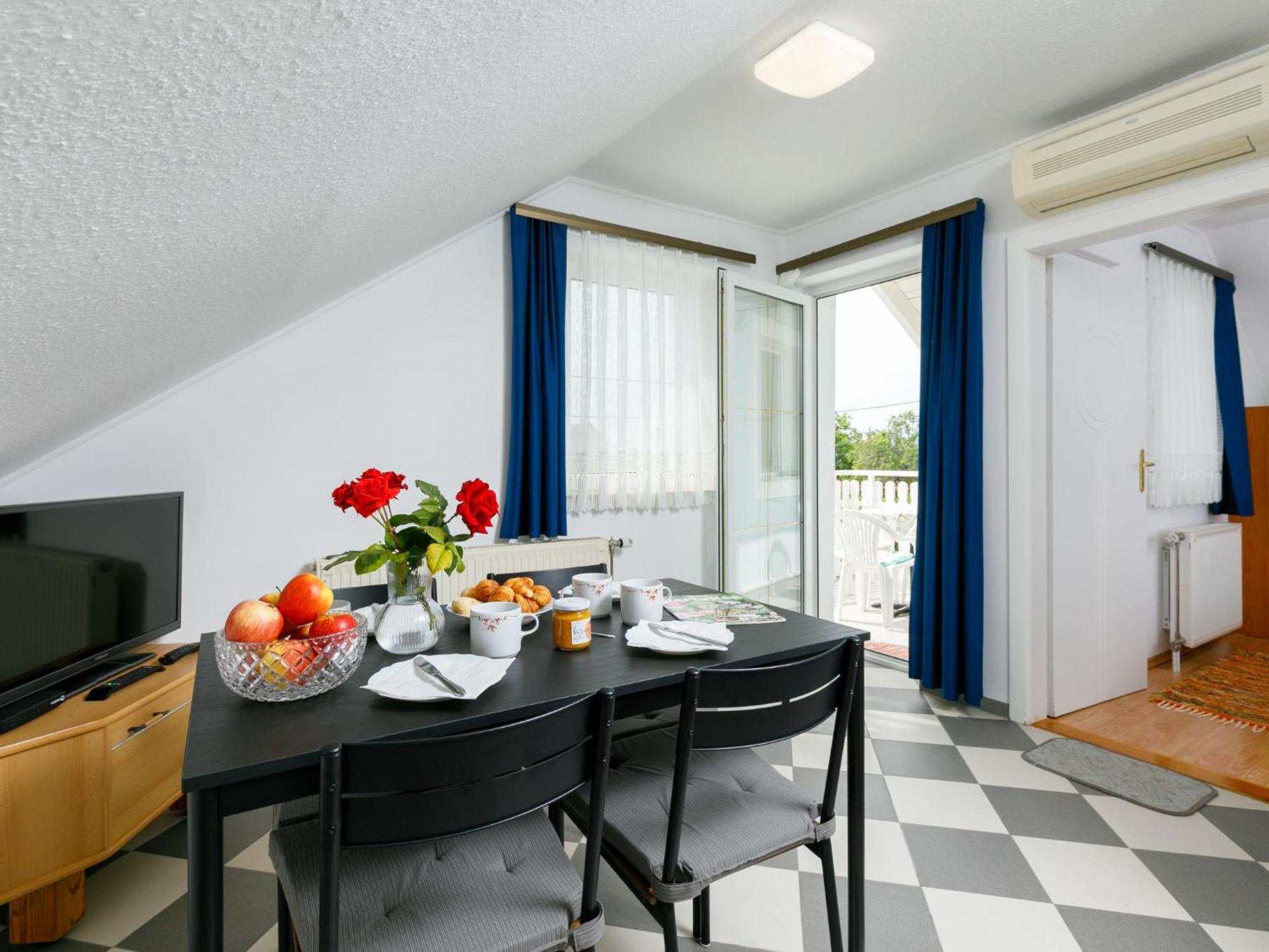 Apartment Gerania By Interhome Balatonfured Ngoại thất bức ảnh